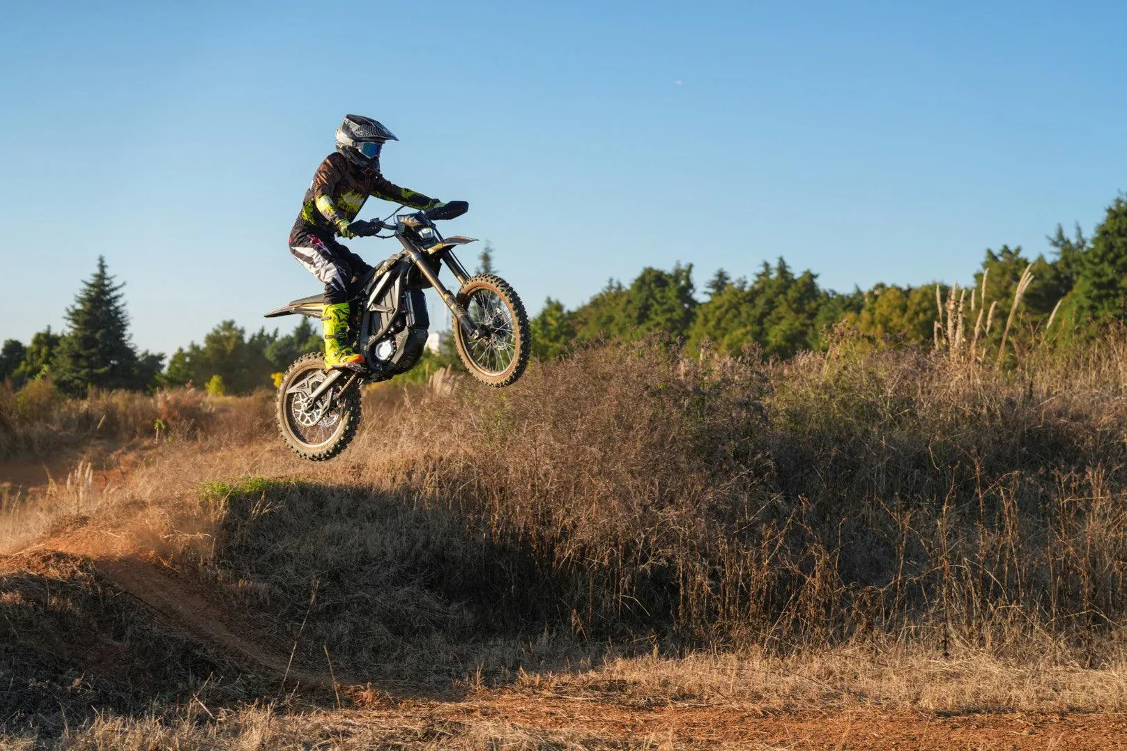 2025 Surron Ultra Bee Electric dirt bike E Moto - Image 32