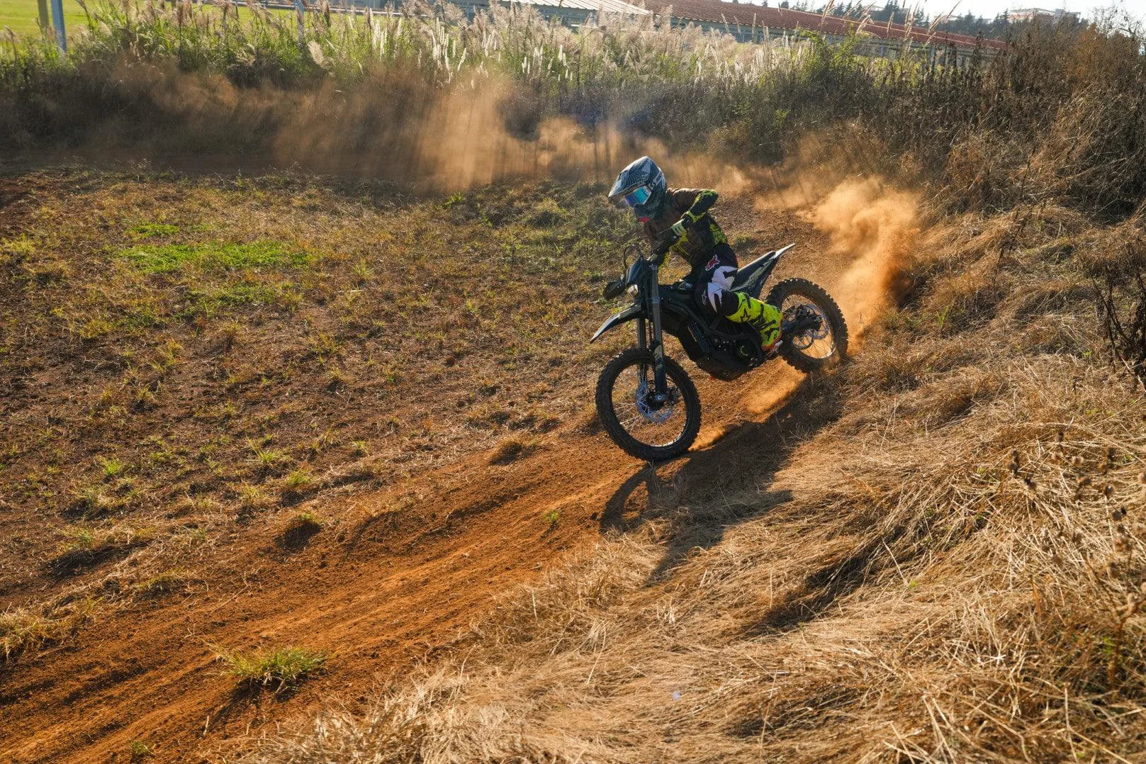 2025 Surron Ultra Bee Electric dirt bike E Moto - Image 34