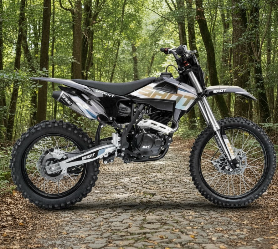 4 STROKE AIR COOLED OFF ROAD DIRK BIKE - Image 3