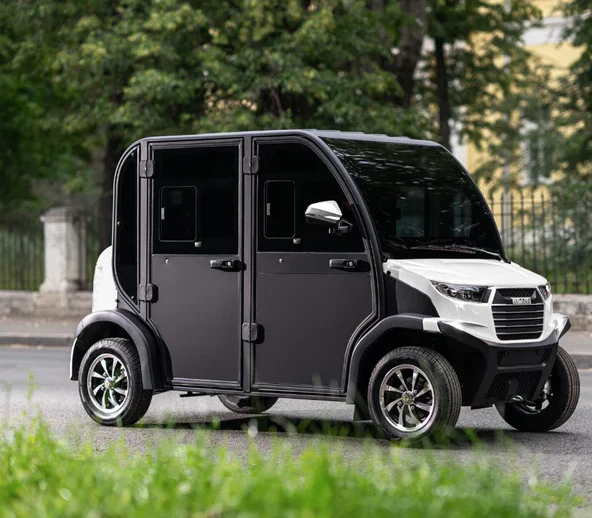Air-conditioned Golf Cart 4 Seater - Image 5