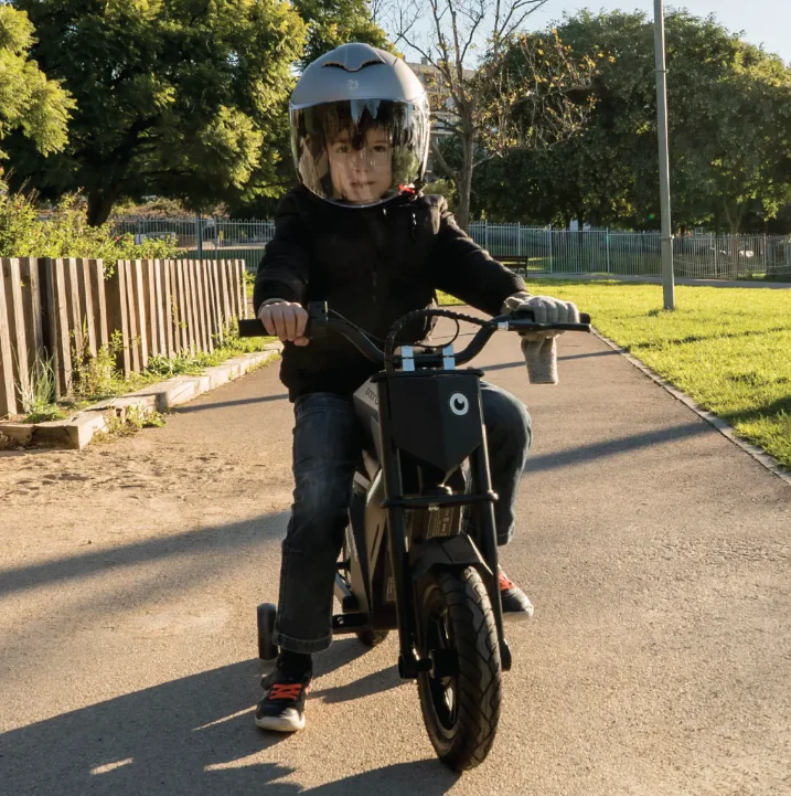 APTUM ADV250 Electric Kids Motorcycle Age 8-14 years - Image 3
