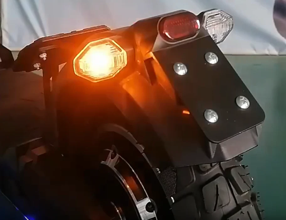 D20 Electric Scooter 48V 15Ah 800W foldable - Image 10