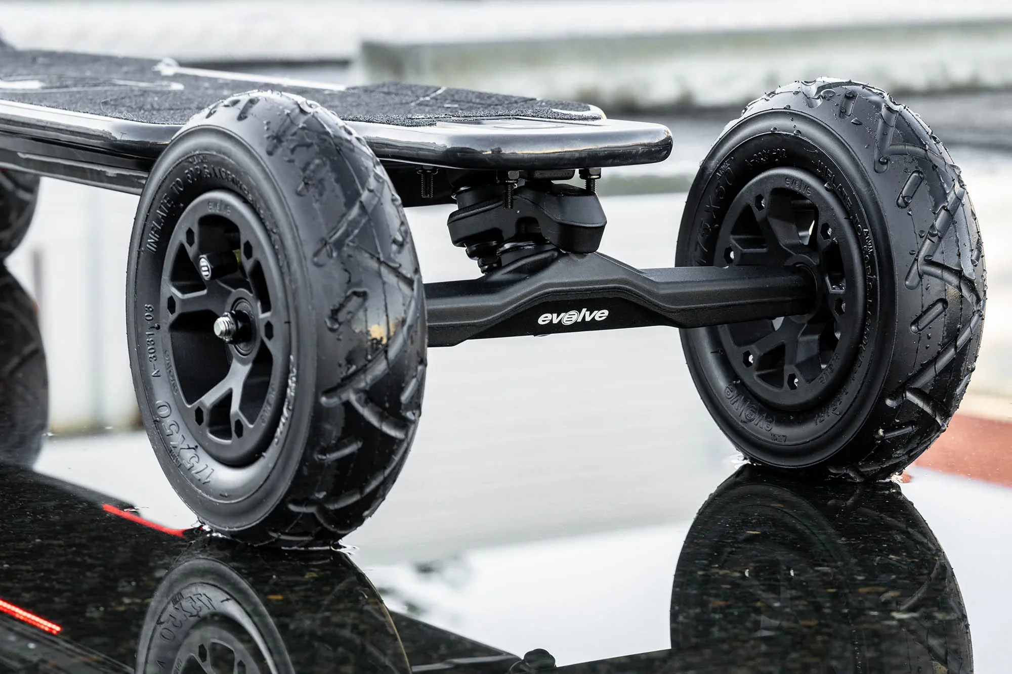 Diablo Carbon All Terrain Electric skateboard new 2025 - Image 6