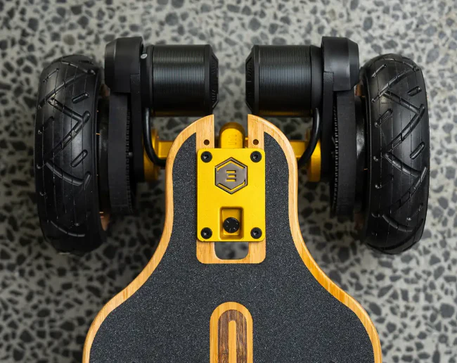 Fusion All Terrain E Skateboard - Image 6