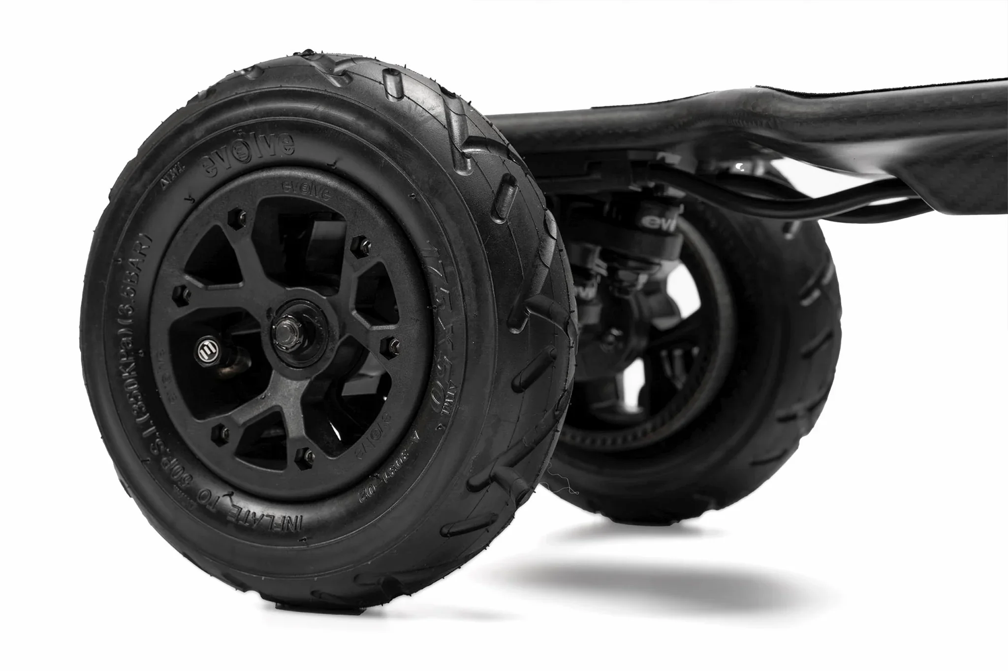 GTR Carbon All Terrain Series 2 Electric Skateboard - Image 10
