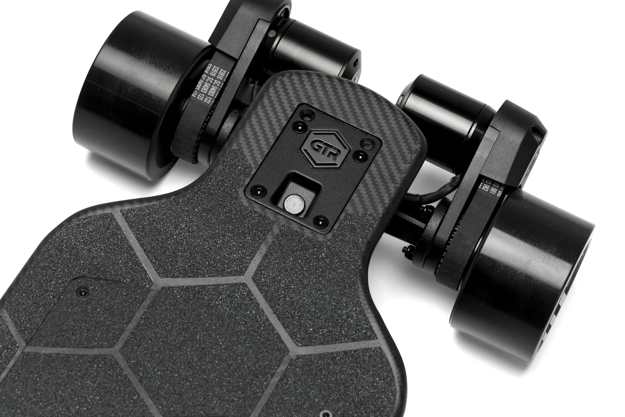 GTR Carbon Street Series 1 Electric Skateboard - Image 7
