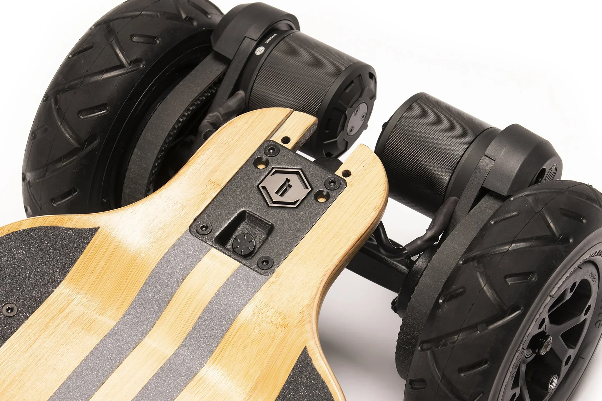 Hadean Bamboo All Terrain Electric skateboard - Image 4