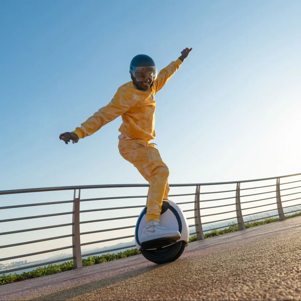 INMOTION E20 Electric Unicycle - Image 12
