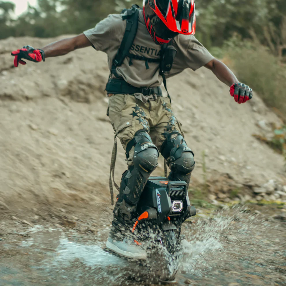 INMOTION V14  Electric Unicycle - Image 15