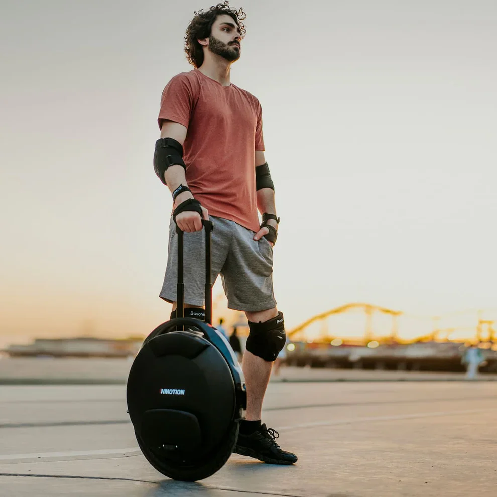 INMOTION V8S Unicycle - Image 6