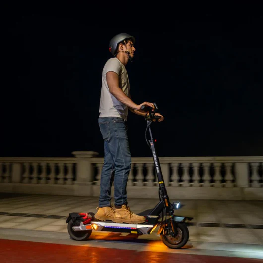 KuKirin M4 MAX Electric Scooter - Image 5