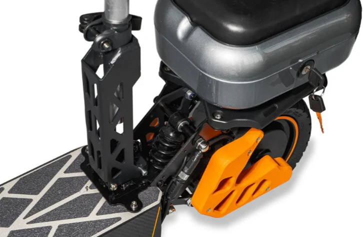 M4 Max E Scooter 48V 20A 2400W With Rear Luggage Box - Image 11