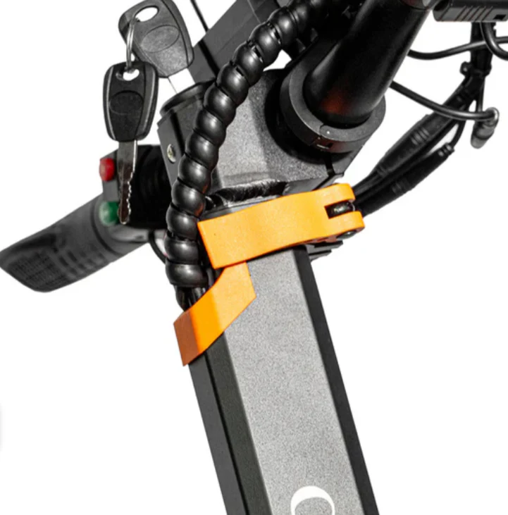 M4 Max E Scooter 48V 20A 2400W With Rear Luggage Box - Image 7