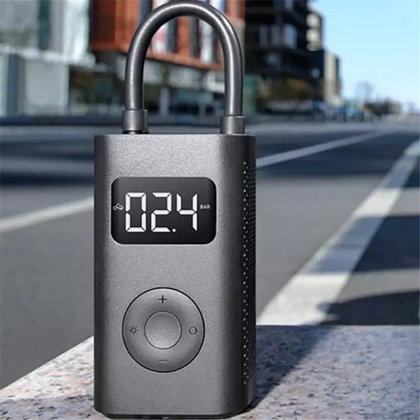 Mi Smart Digital Tire Pressure Detection Inflator Pump 1S - Image 5
