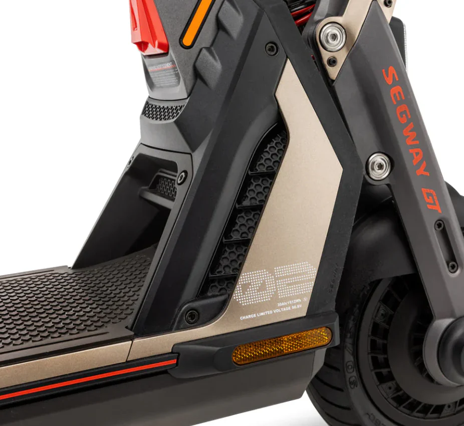 Segway Ninebot GT2 Superscooter 70kmh 90km Range - Image 15