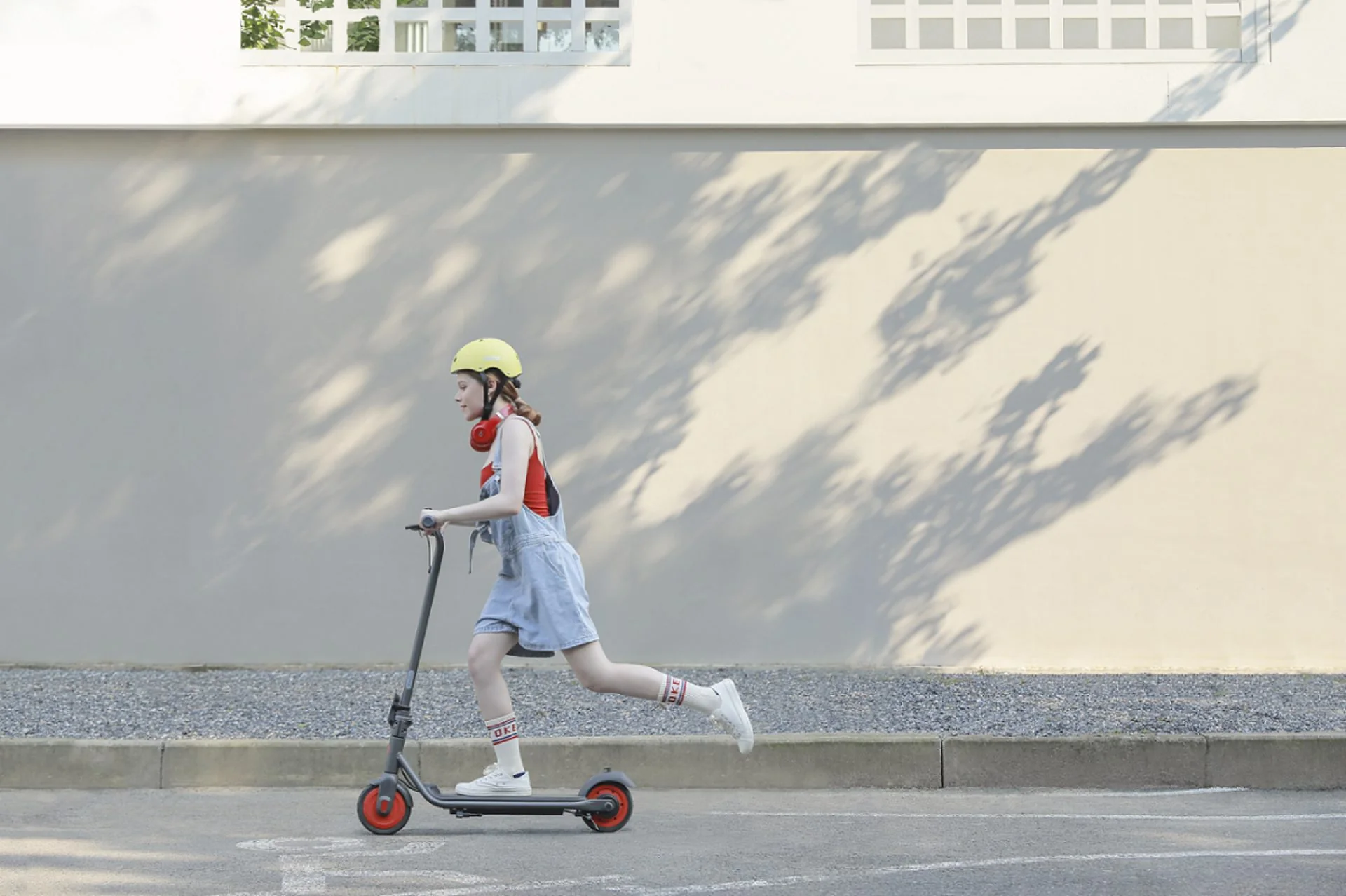 Ninebot Segway Zing C20 Electric Scooter Age 8-14 - Image 6