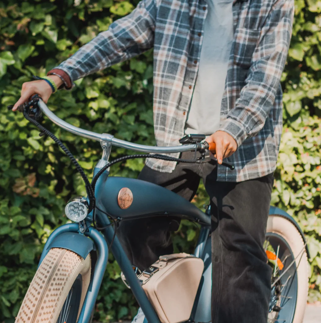 Rayvolt Beachin VINTAGE Electric Bicycle | Luxury city cruze | smart locker - Image 12