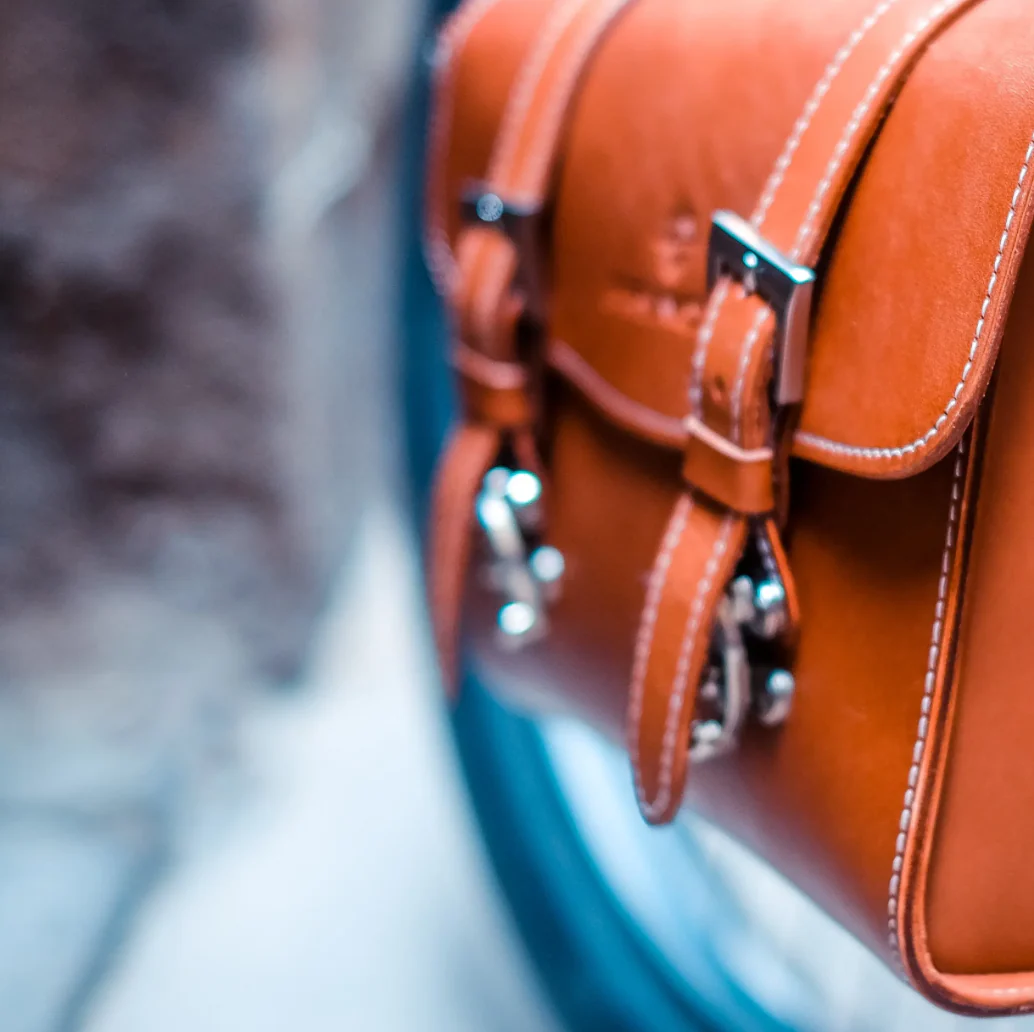 Rayvolt Cruzer M E Bike Vintage Into Modern Luxury Leather Touch - Image 10