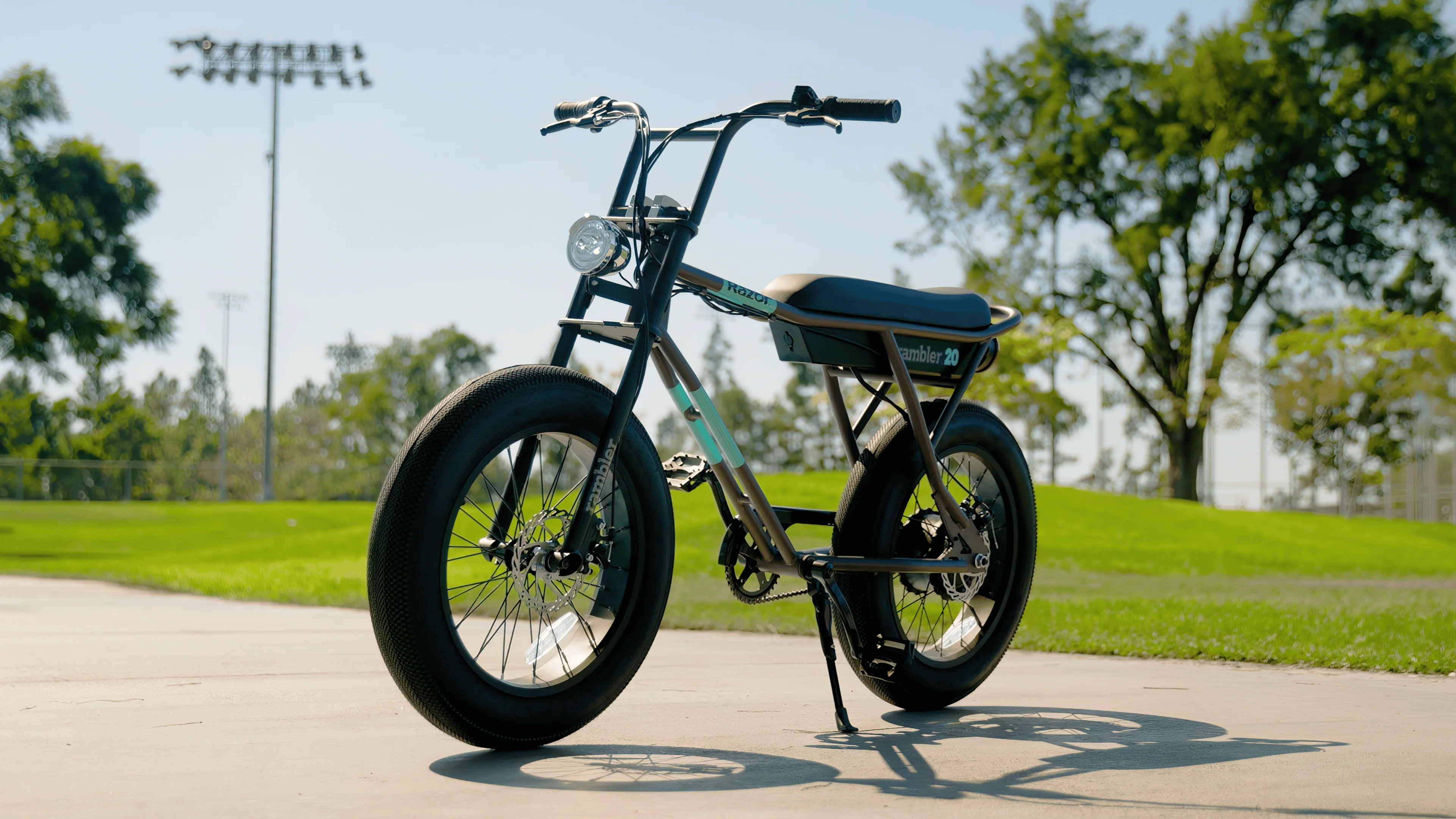 RAZOR RAMBLER 20" Fat Tyre Electric Bicycle 32kmh - Image 2