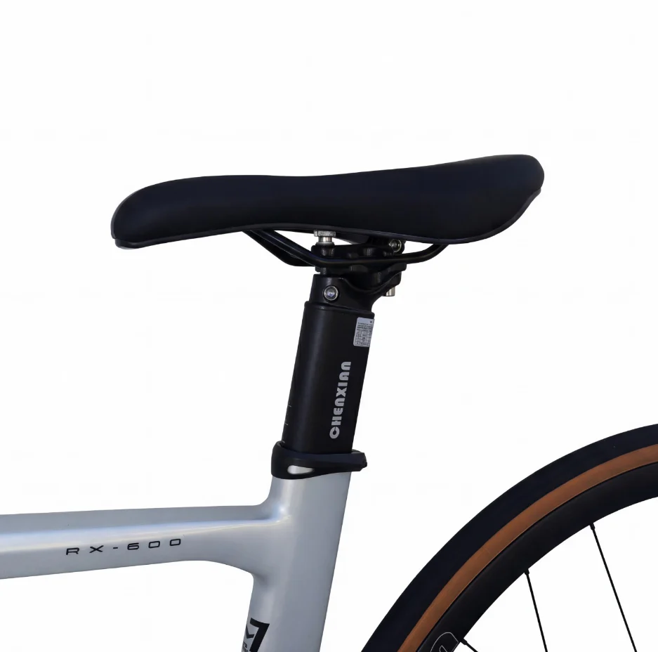 RT600 Road Bike With Carbon Steel Frame - Image 3