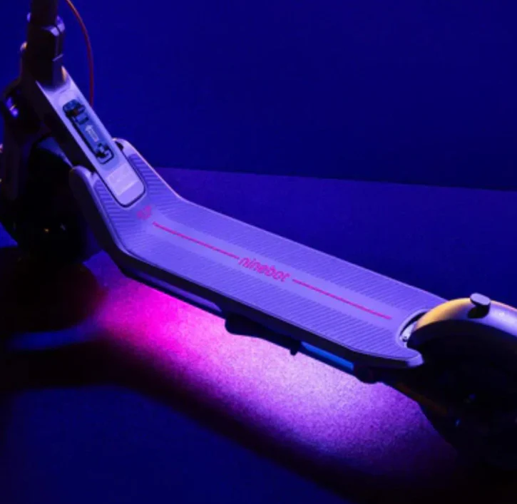 Segway Ninebot E3 Electric Scooter 32kmh Speed - Image 3