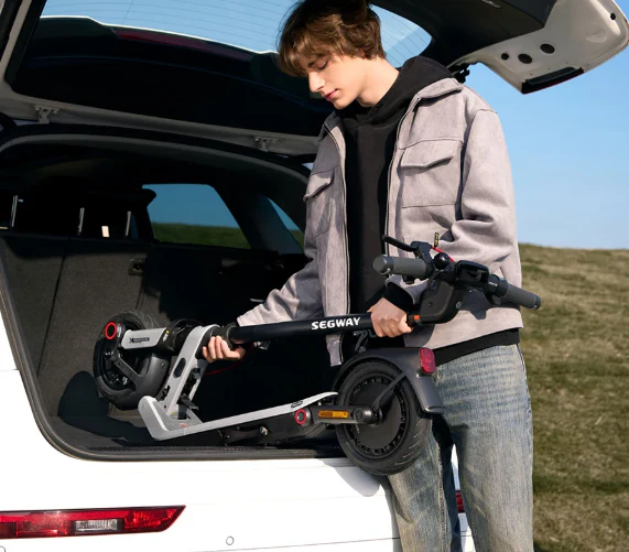 Segway Ninebot E3 Electric Scooter 32kmh Speed - Image 9