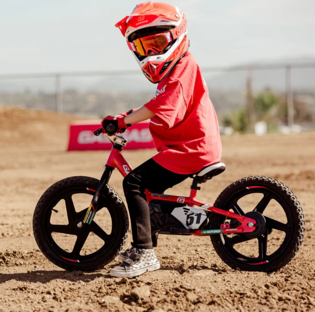 STACYC 16 eDRIVE Kids Starter Bike Age 5-7 - Image 3