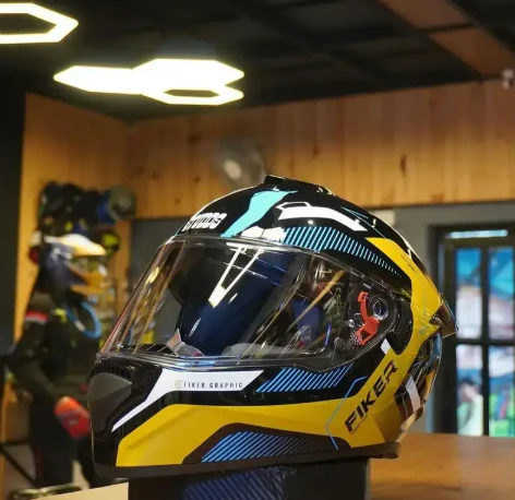 STUDDS DRIFTER FIKER DUAL VISOR FULL FACE HELMET - Image 2