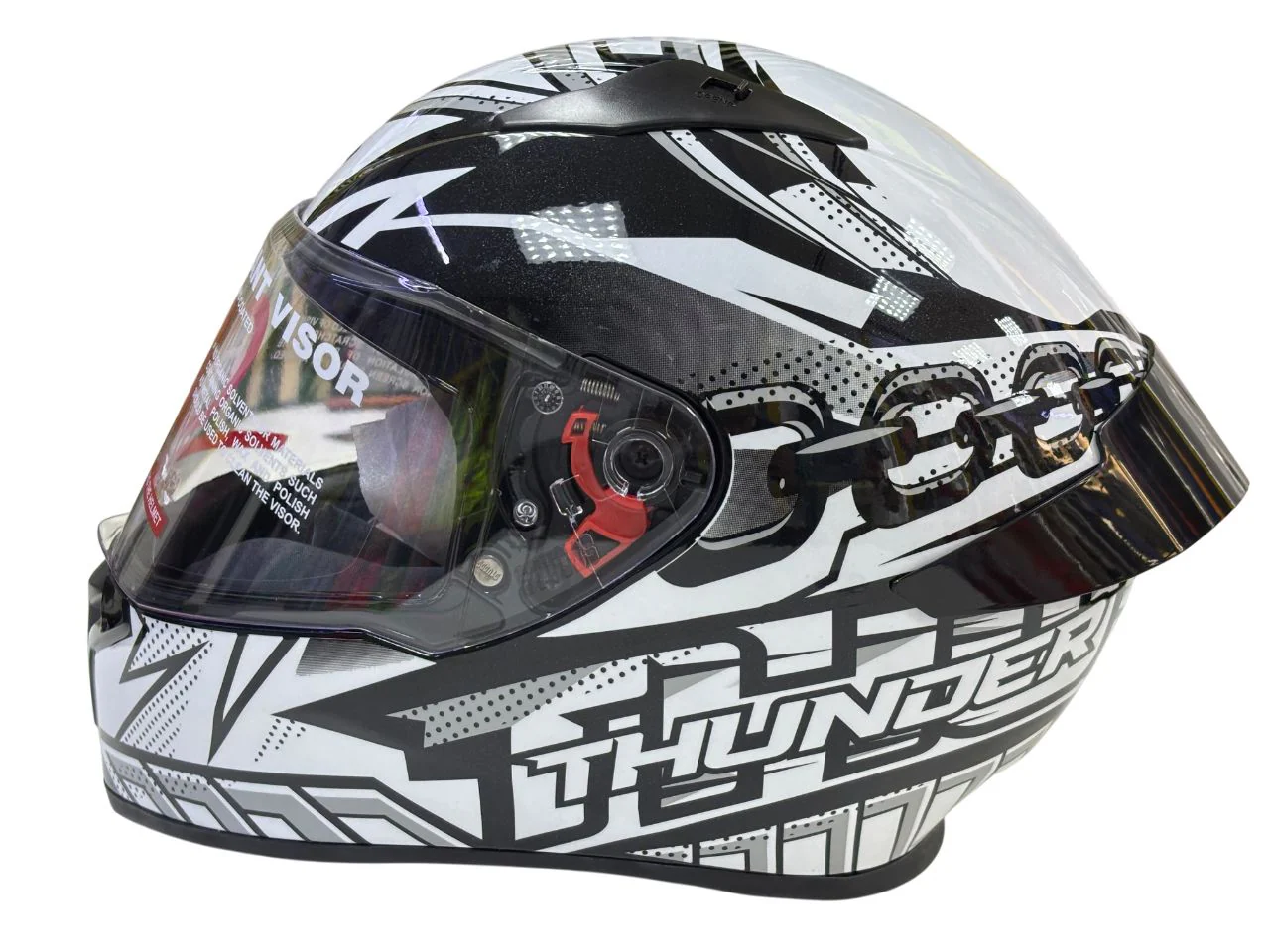 Studds Thunder D5 Decor Helmet - Image 4