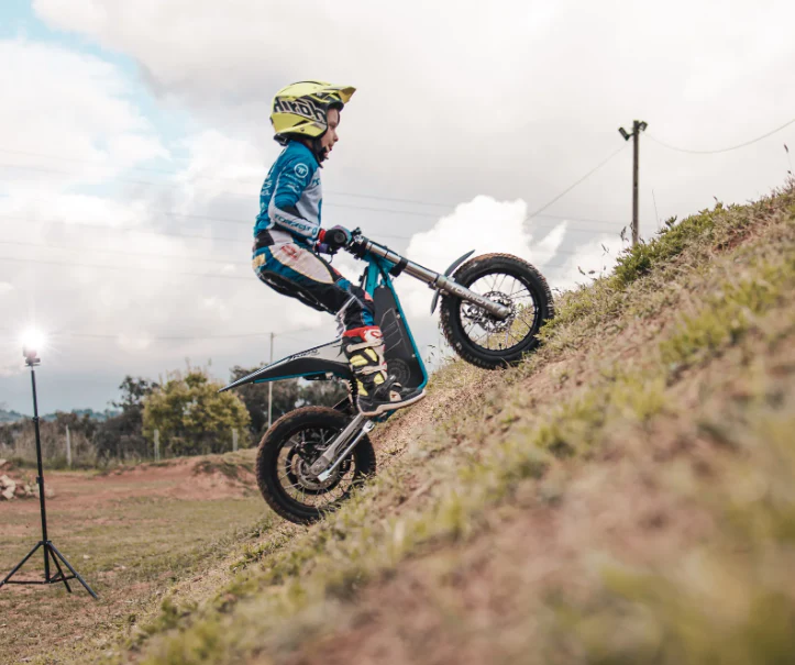 Torrot MX1 Kids Electric Dirt Bike – Age 3-8 -Safe, Smart & Built for Fun! - Image 5