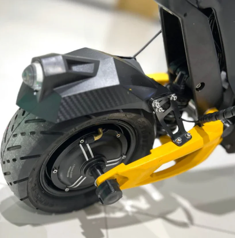 V8 Electric Scooter 60V 26Ah 3200W - Image 4