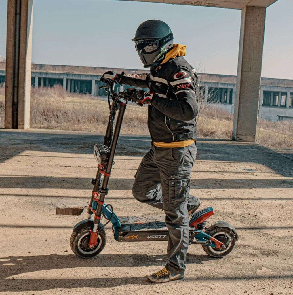 VSETT 11+ ELECTRIC OFF-ROAD SCOOTER 60 VOLT 3000W DUAL ENGINE - Image 9