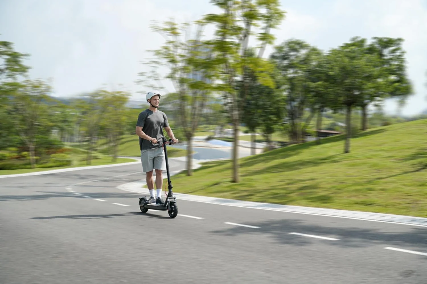 Xiaomi Electric Scooter Elite 25kmh max speed 45km Range - Image 10