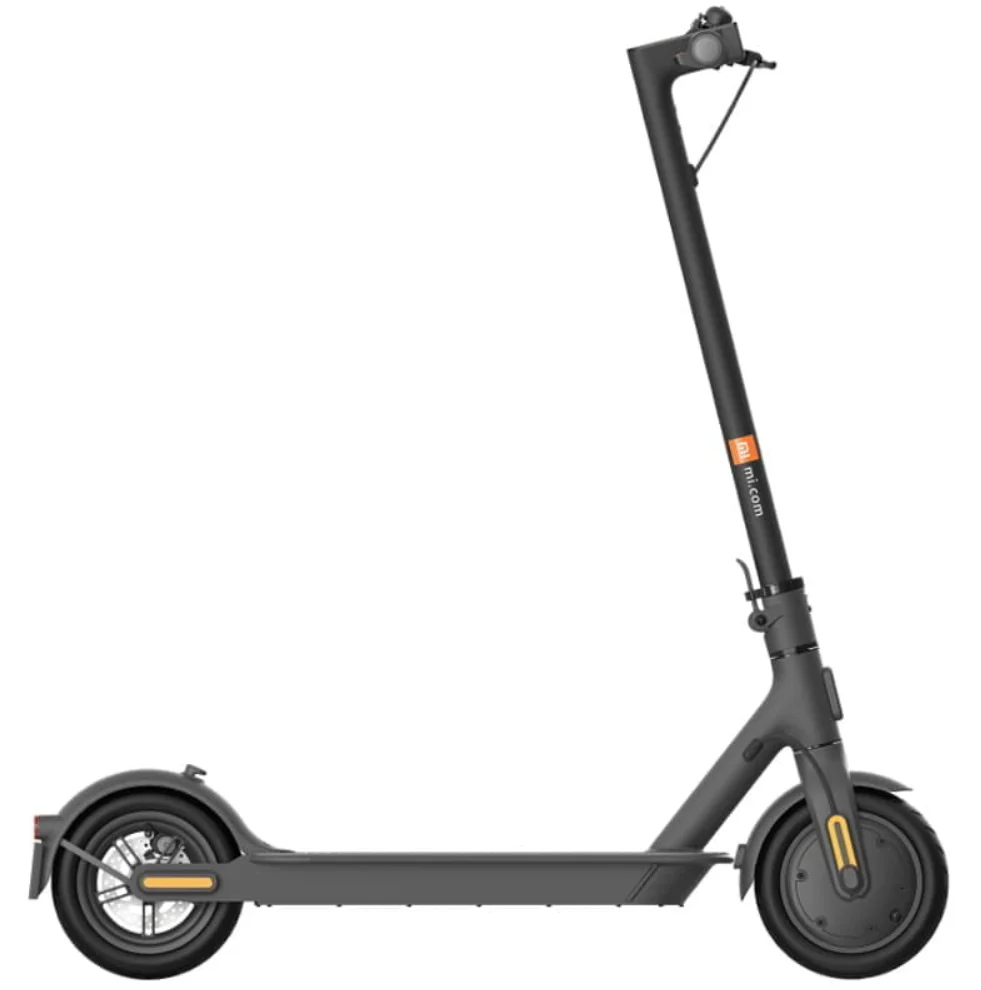 Xiaomi Essential Black E Scooter EU Standard - Image 3